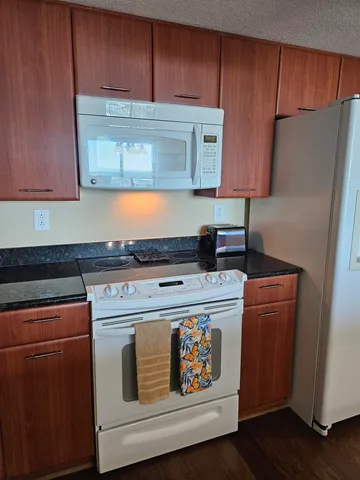 $255,000 | 300 South Duval Street, Unit 1003, Tallahassee, FL 32301