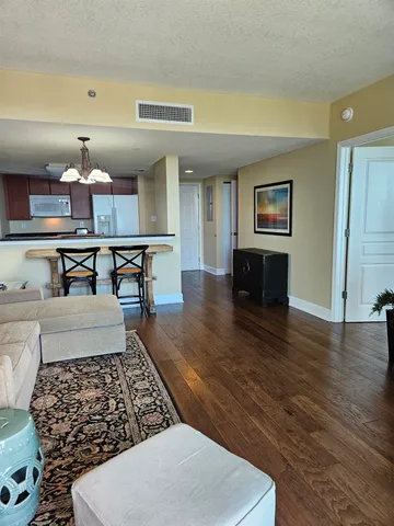 $255,000 | 300 South Duval Street, Unit 1003, Tallahassee, FL 32301