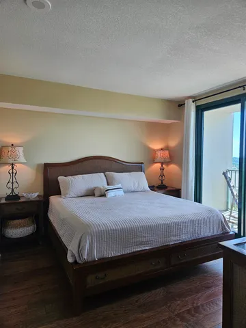 $255,000 | 300 South Duval Street, Unit 1003, Tallahassee, FL 32301