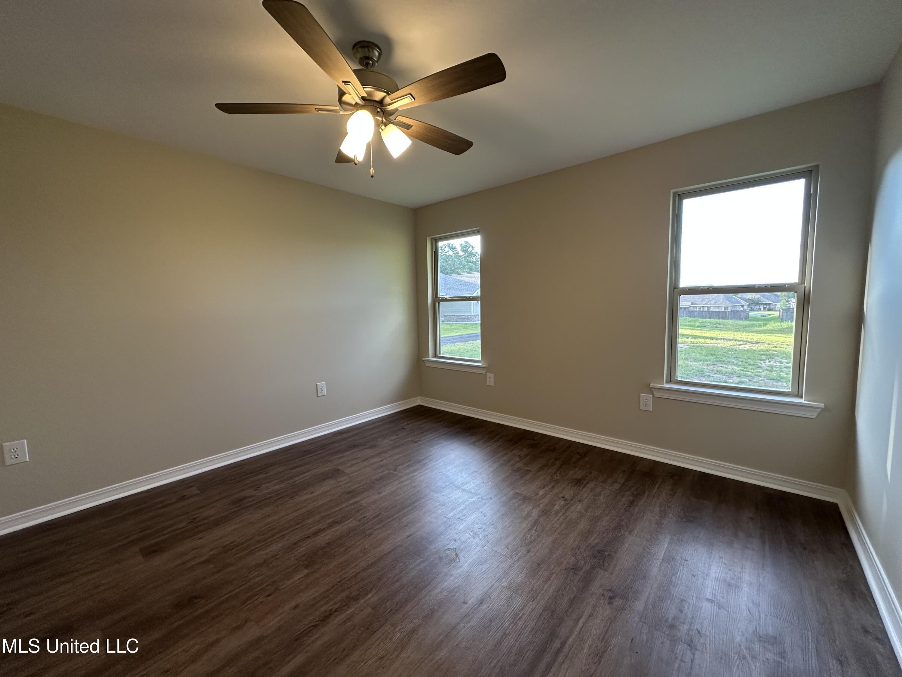 90 Todd Road Sumrall, MS 39482 - Photo 5 of 12 IMG_1725