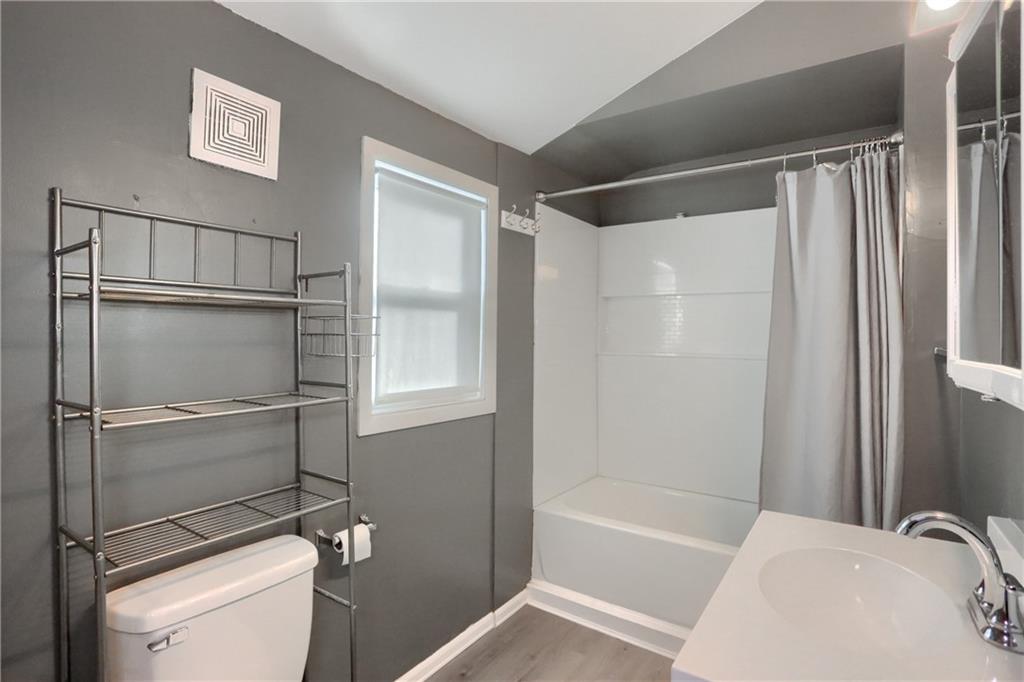 336 Oak Road Gibsonia, PA 15044 - Photo 10 of 24 Gallery Image 10