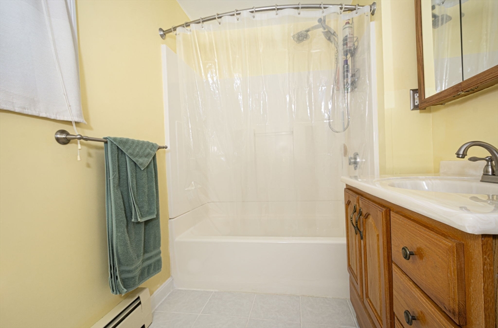 70 Trinity Avenue Worcester, MA 01605 - Photo 17 of 28