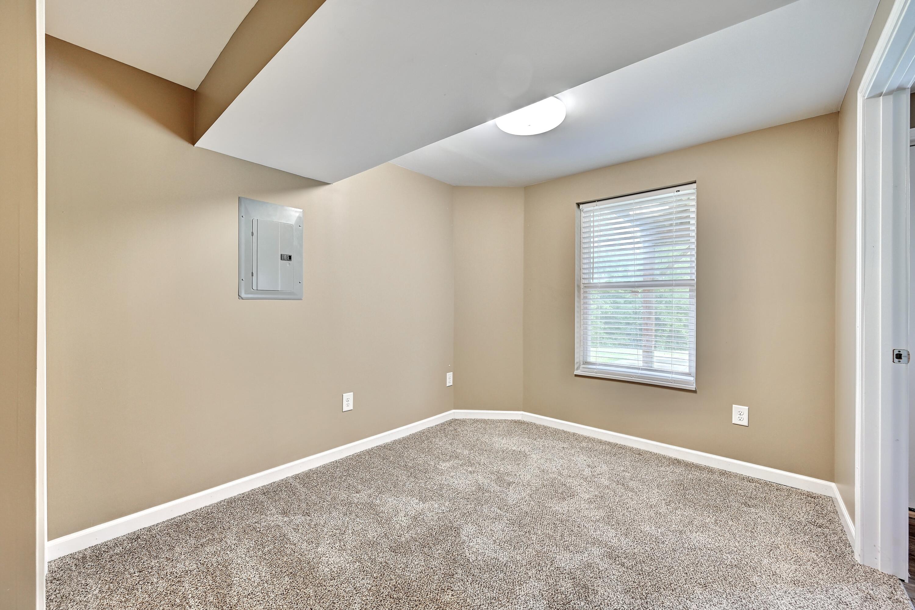 415 Claiborne Drive Dry Ridge, KY 41035 - Photo 23 of 35