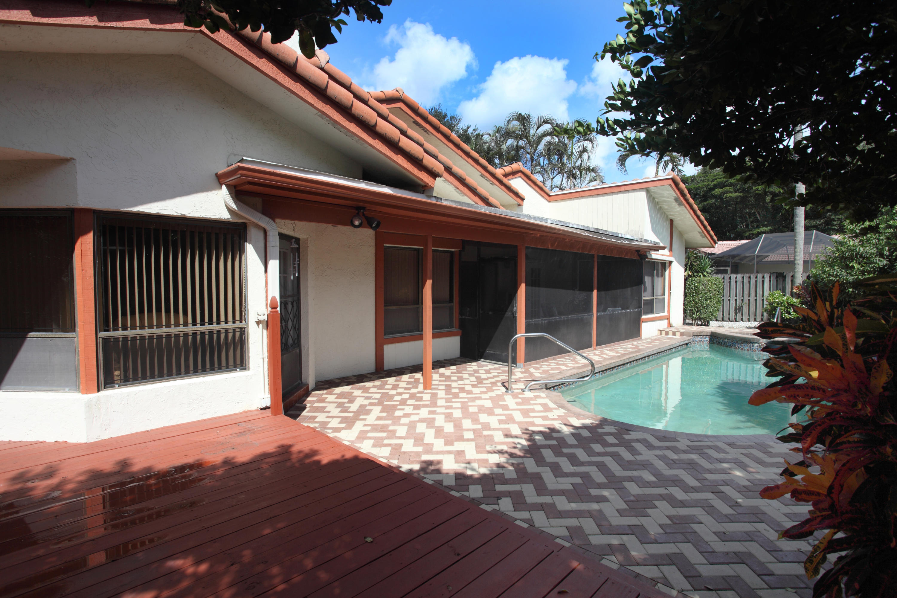 4350 Northwest 26th Avenue Boca Raton, FL 33434 - Photo 29 of 32 Pool