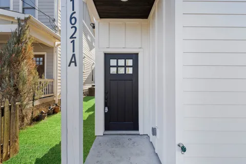 $1,389,800 | 1621 9th Avenue North, Nashville, TN 37208