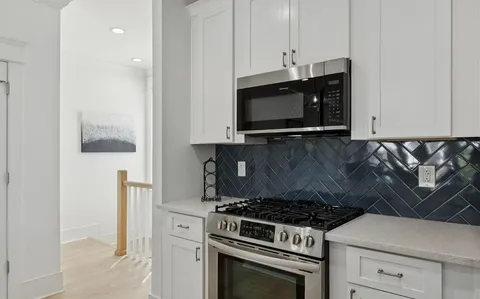 $1,389,800 | 1621 9th Avenue North, Nashville, TN 37208