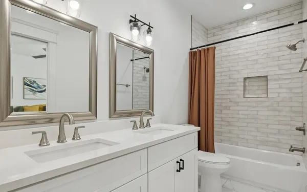 $1,369,998 | 1621 9th Avenue North, Nashville, TN 37208