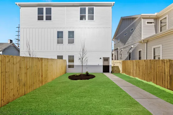 $1,369,998 | 1621 9th Avenue North, Nashville, TN 37208