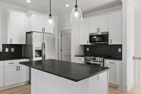 $1,389,800 | 1621 9th Avenue North, Nashville, TN 37208