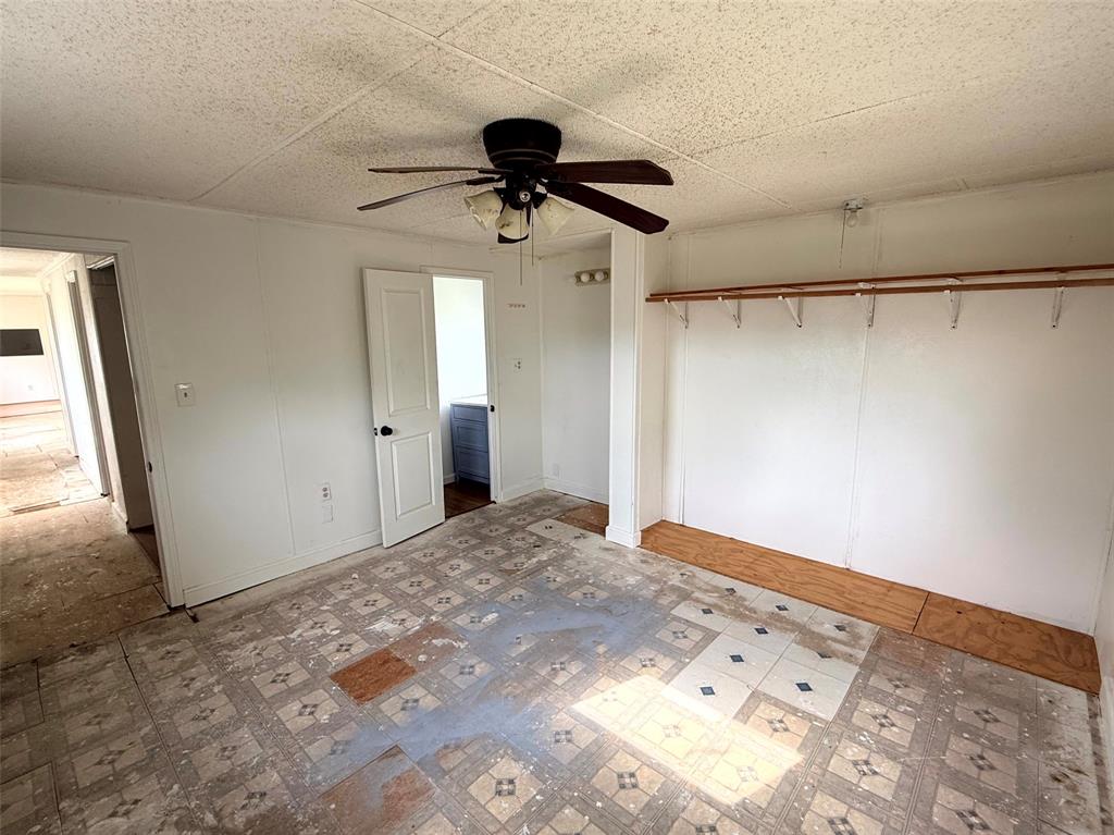 4361 Miller Road Midlothian, TX 76065 - Photo 19 of 40