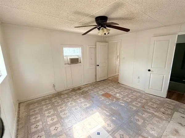 $160,000 | 4361 Miller Road, Midlothian, TX 76065