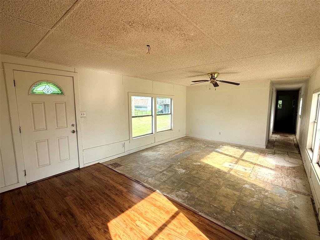 4361 Miller Road Midlothian, TX 76065 - Photo 22 of 40