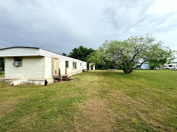 $160,000 | 4361 Miller Road, Midlothian, TX 76065