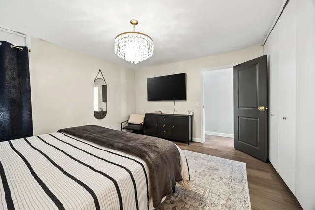 $235,000 | 1601 Maple Terrace, Unit 3B, Lisle, IL 60532