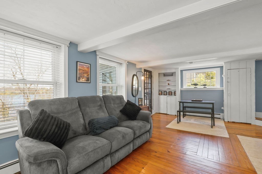 111 Westminster Road Weymouth, MA 02189 - Photo 17 of 42