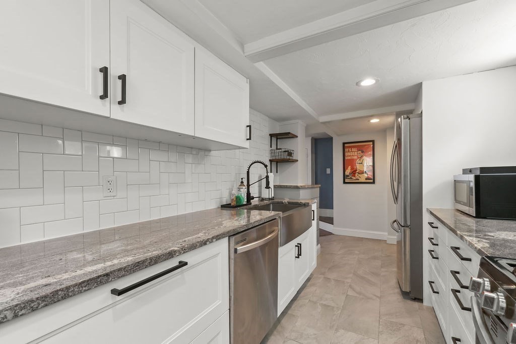 111 Westminster Road Weymouth, MA 02189 - Photo 22 of 42