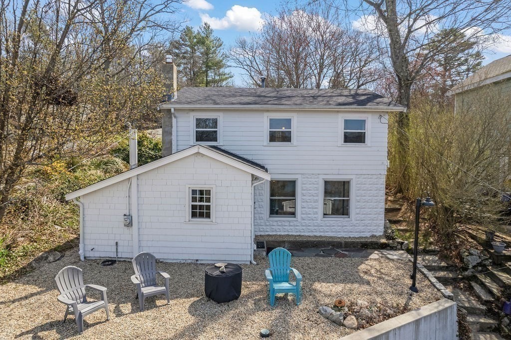 111 Westminster Road Weymouth, MA 02189 - Photo 5 of 42