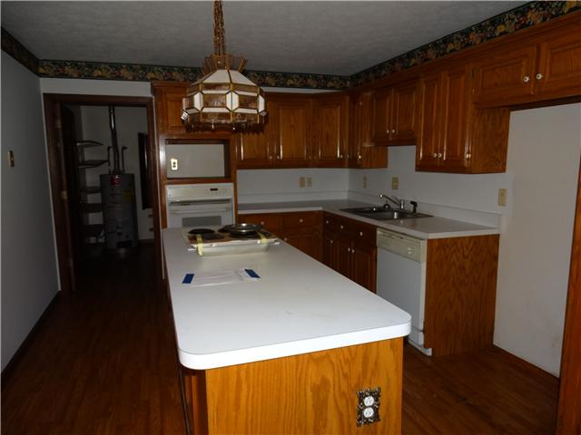 6311 Henry Road Springfield, TN 37172 - Photo 8 of 12