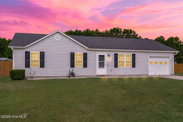 $256,000 | 203 Daplin Place, Jacksonville, NC 28540