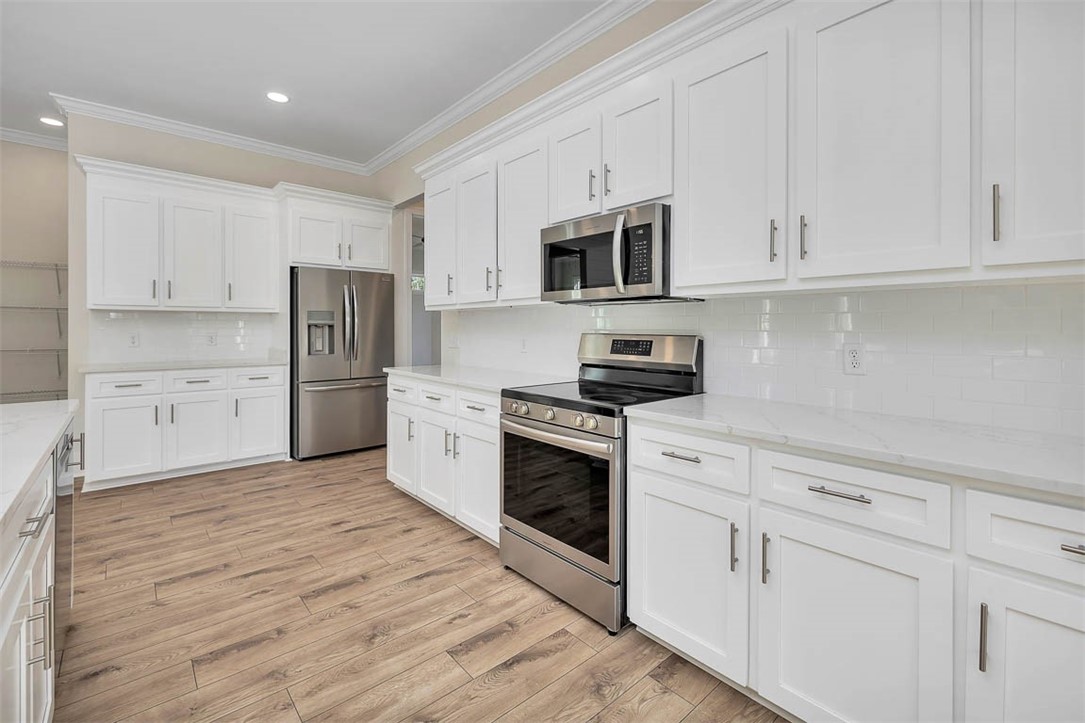 131 Village Drive St. Simons Island, GA 31522 - Photo 9 of 19