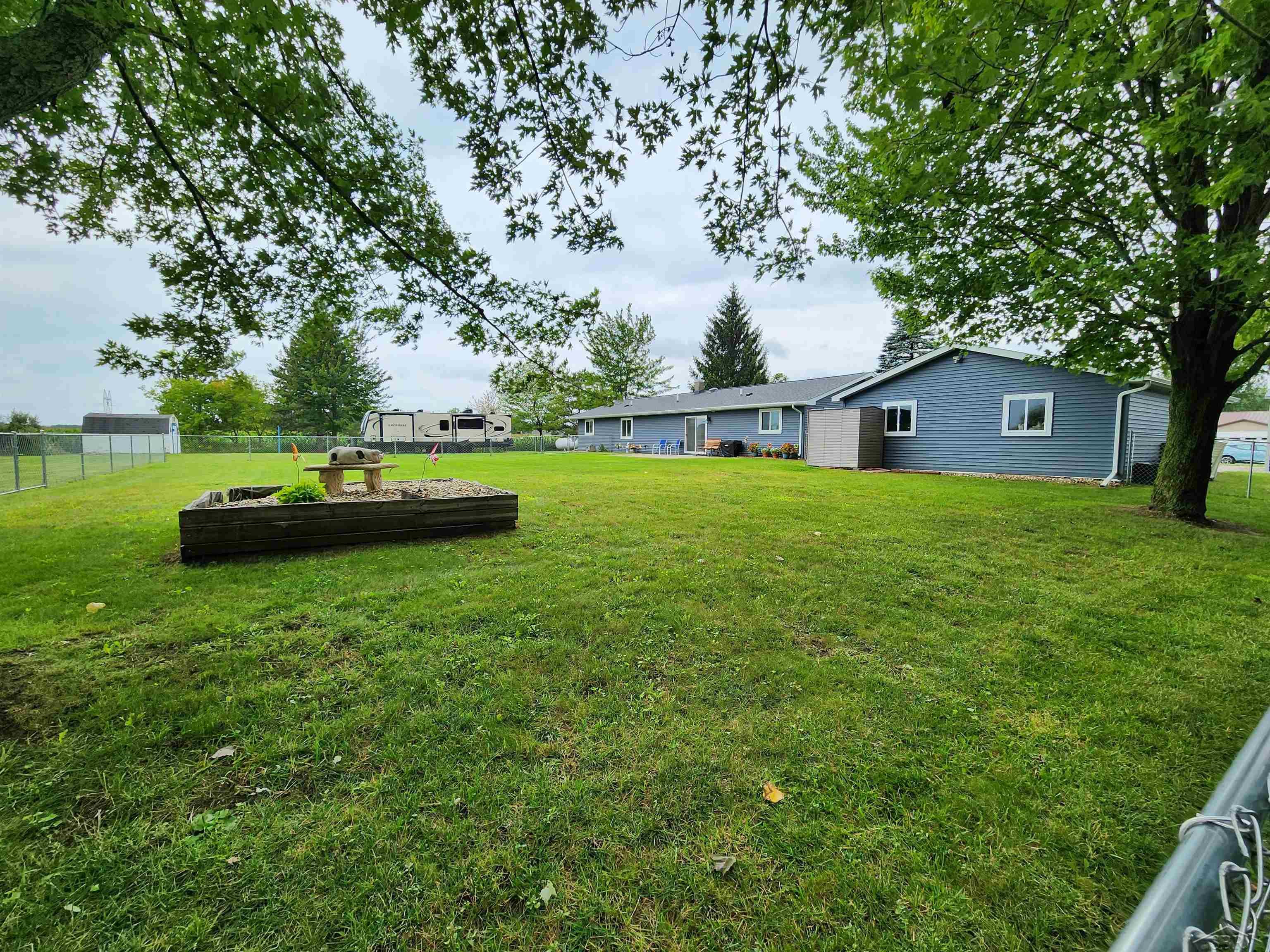 2117 West Erickson Road Linwood, MI 48634 - Photo 56 of 62 50119051-55.JPG