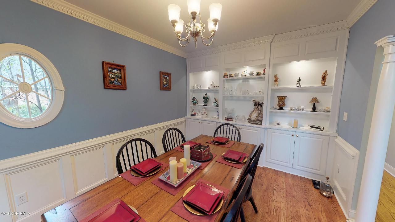 216 Nydegg Road New Bern, NC 28562 - Photo 12 of 52 Formal Dining Built-Ins
