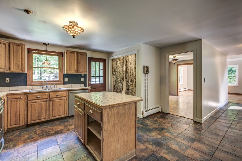55 Richardson Road Lyndeborough, NH 03082 - Photo 4 of 40