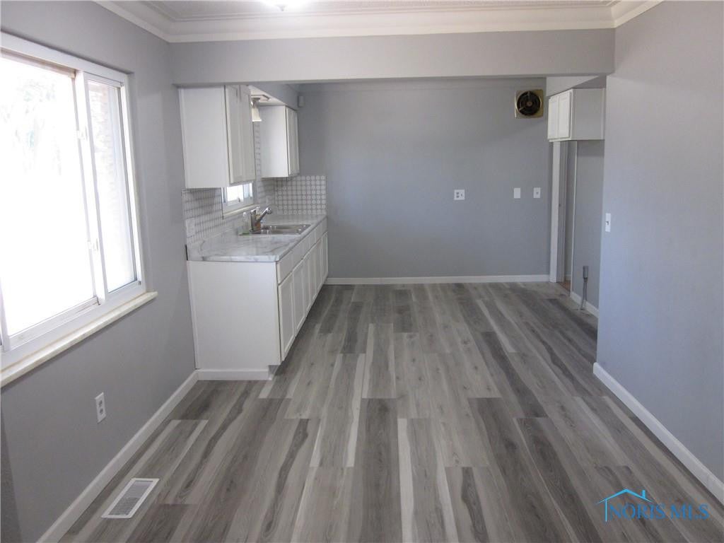 3135 West Laskey Road Toledo, OH 43613 - Photo 6 of 20 Gallery Image 6