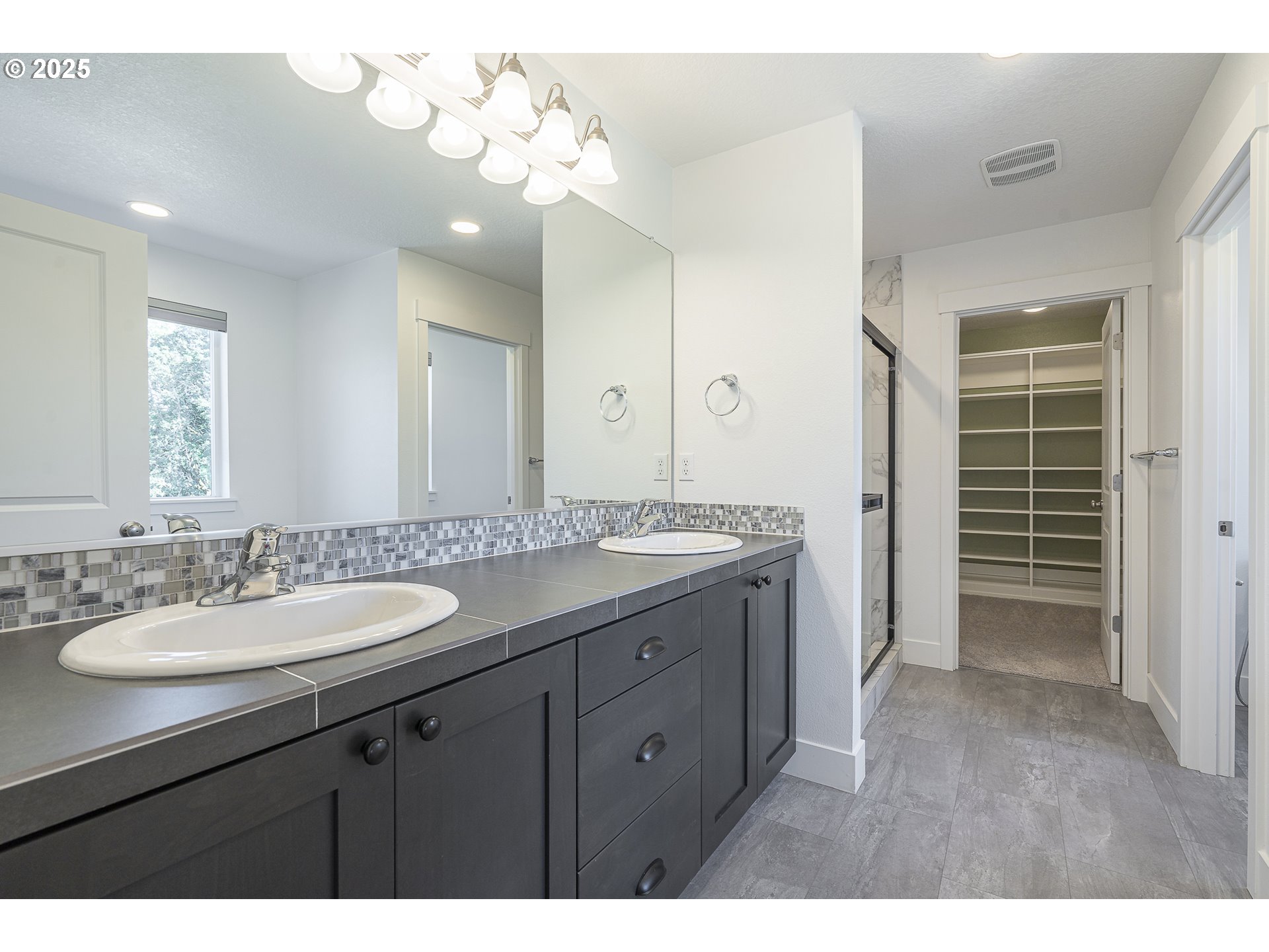 1565 South Quartz Street Cornelius, OR 97113 - Photo 14 of 46