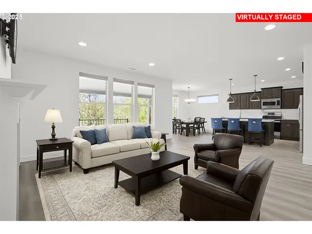 $639,800 | 1565 South Quartz Street, Cornelius, OR 97113