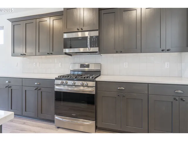 $639,800 | 1565 South Quartz Street, Cornelius, OR 97113