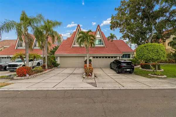 $575,000 | 820 Symphony Isles Boulevard, Apollo Beach, FL 33572