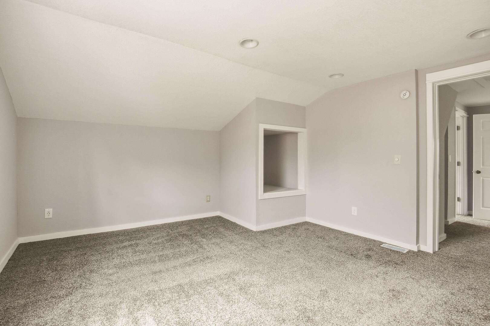 1928 8th Avenue Rock Island, IL 61201 - Photo 21 of 33 a view of an empty room