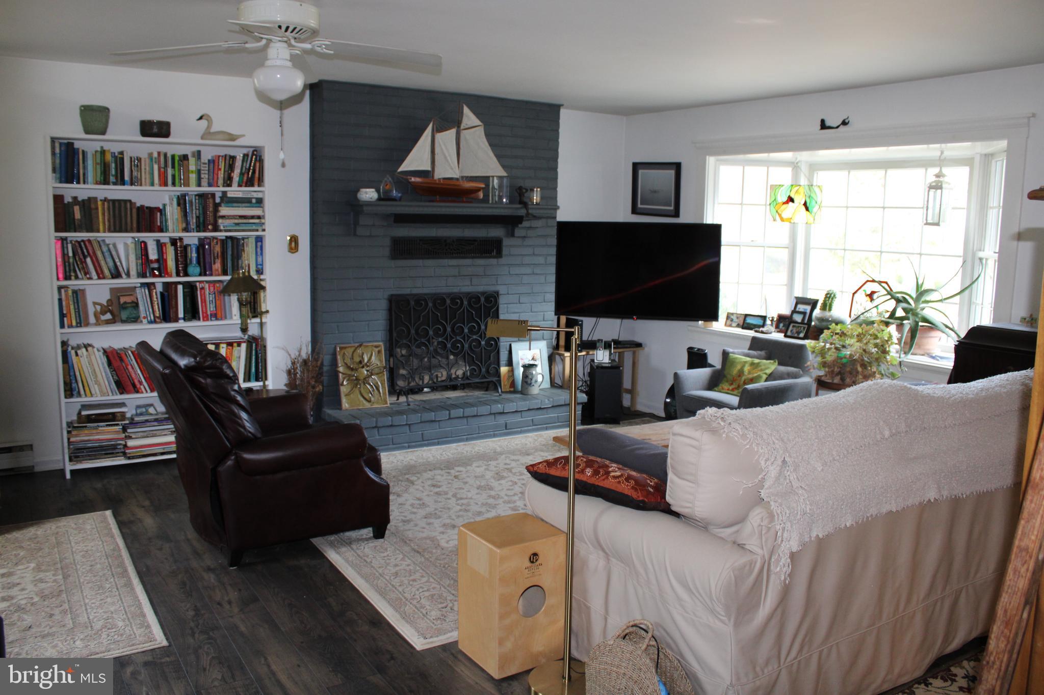 Gallery Image 6