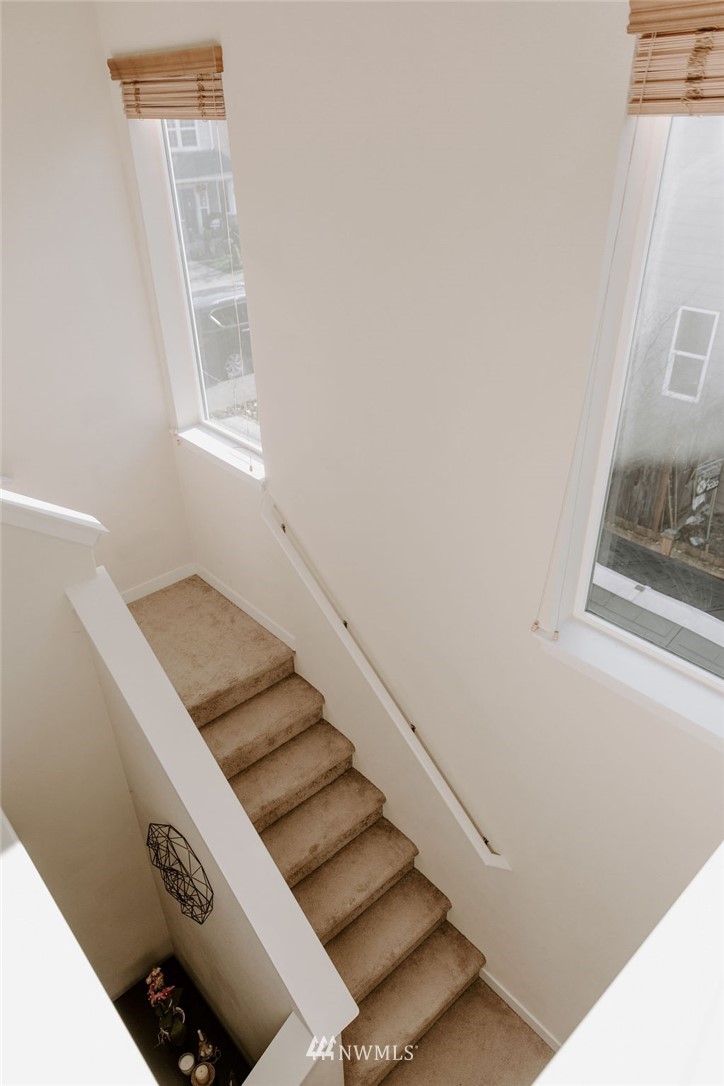 673 Ilwaco Place Northeast Renton, WA 98059 - Photo 15 of 29 Gallery Image 15