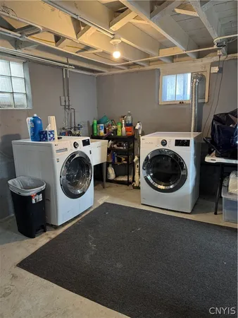 $1,850 | 220 Delhi Street, Syracuse, NY 13203