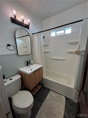 $1,850 | 220 Delhi Street, Syracuse, NY 13203