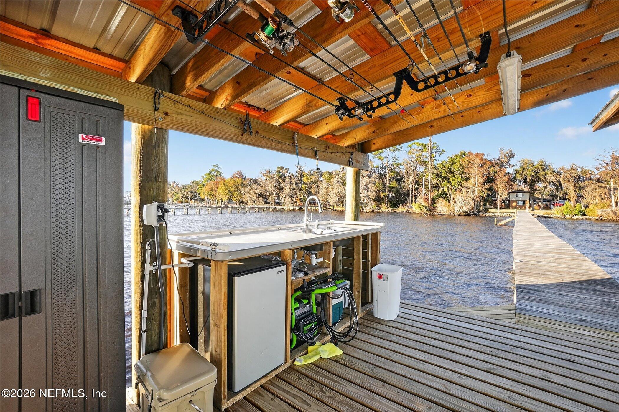 6447 Jack Wright Island Road St. Augustine, FL 32092 - Photo 30 of 37 a view of an outdoor space