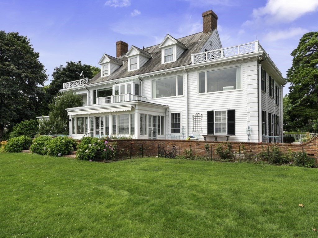247 King Caesar Road Duxbury, MA 02332 - Photo 36 of 38 a front view of a house with a yard