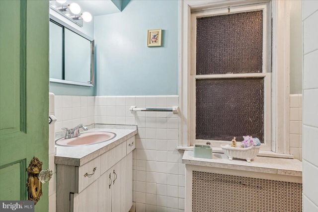 $435,000 | 231 Woodlawn Terrace, Collingswood, NJ 08108