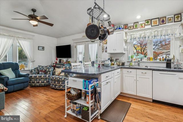 $435,000 | 231 Woodlawn Terrace, Collingswood, NJ 08108