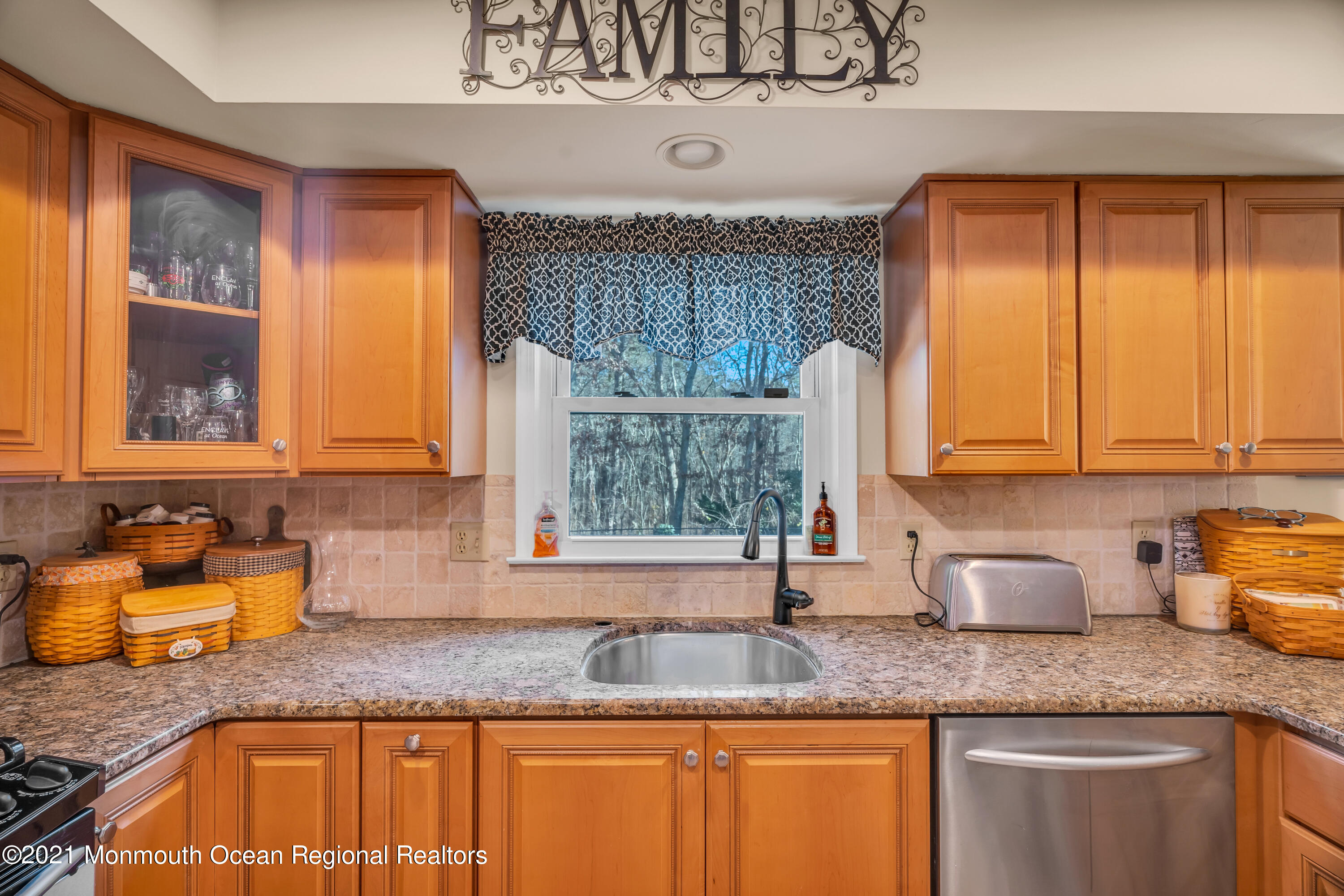 196 Brandon Road Manchester Township, NJ 08759 - Photo 23 of 60 014_dsc05229