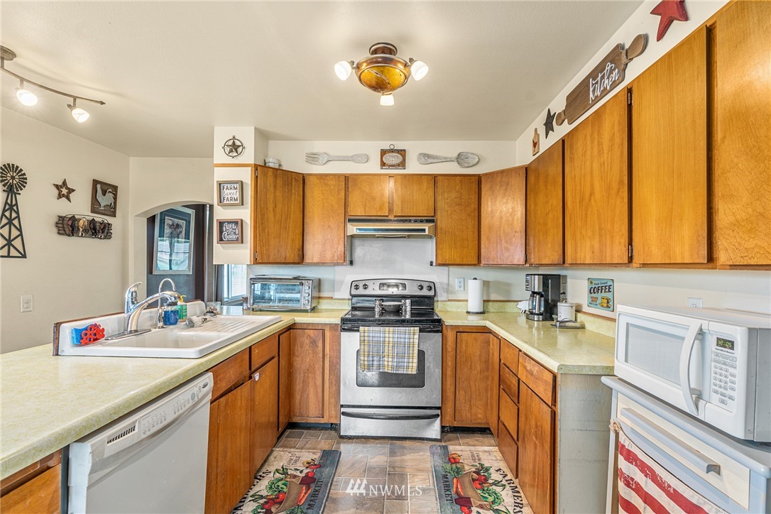 26004 Minkler Road Sedro-Woolley, WA 98284 - Photo 17 of 37 Gallery Image 17