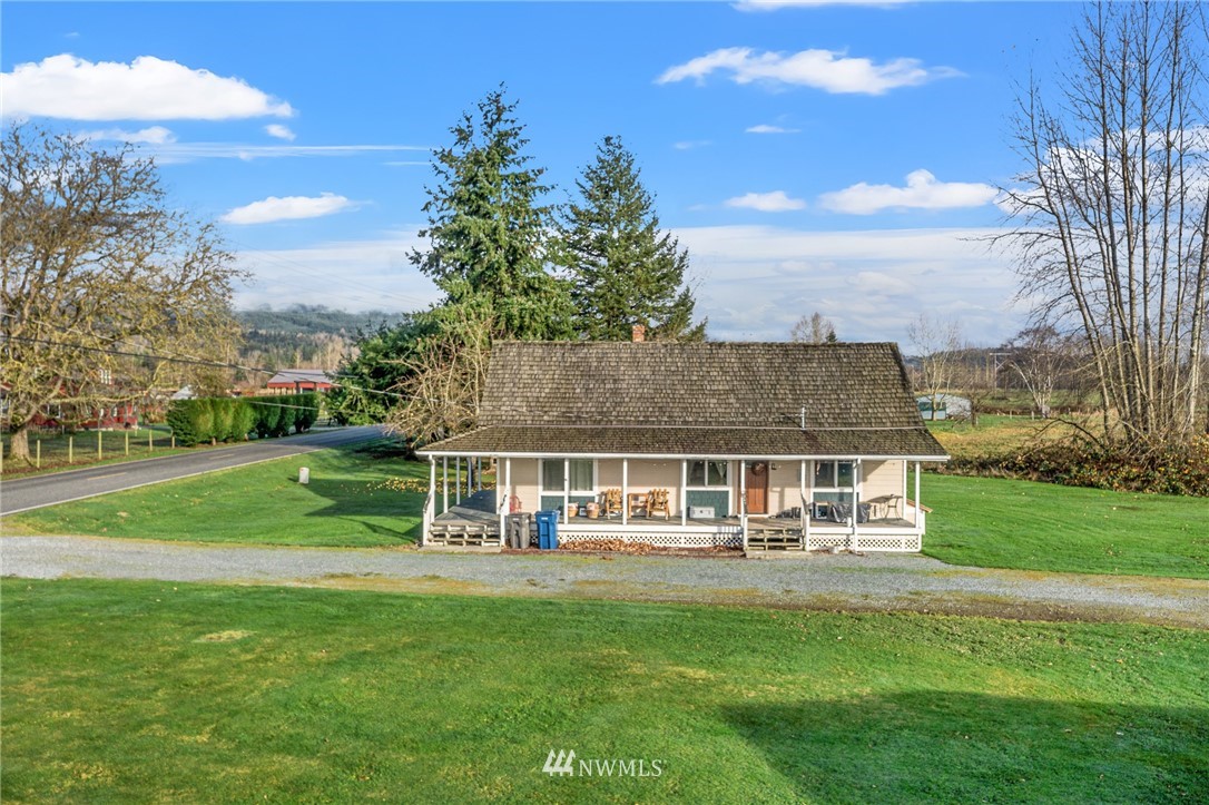 26004 Minkler Road Sedro-Woolley, WA 98284 - Photo 2 of 37 Gallery Image 2