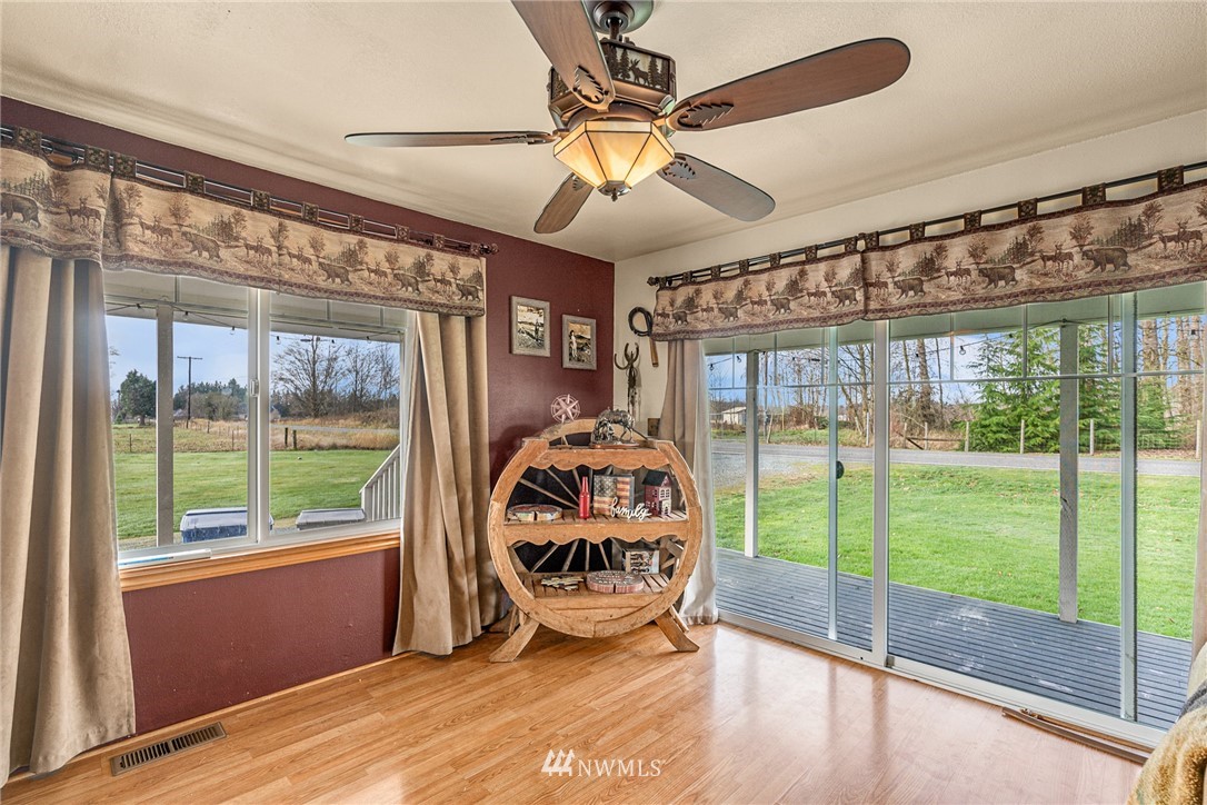 26004 Minkler Road Sedro-Woolley, WA 98284 - Photo 21 of 37 Gallery Image 21