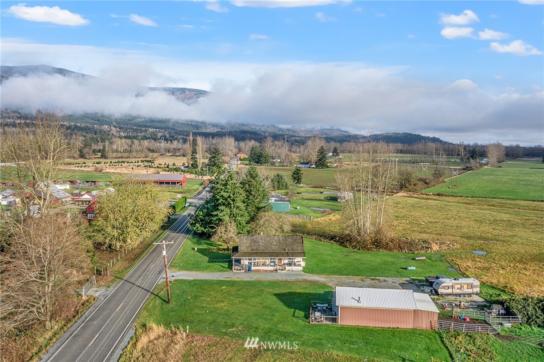 26004 Minkler Road Sedro-Woolley, WA 98284 - Photo 7 of 37 Gallery Image 7