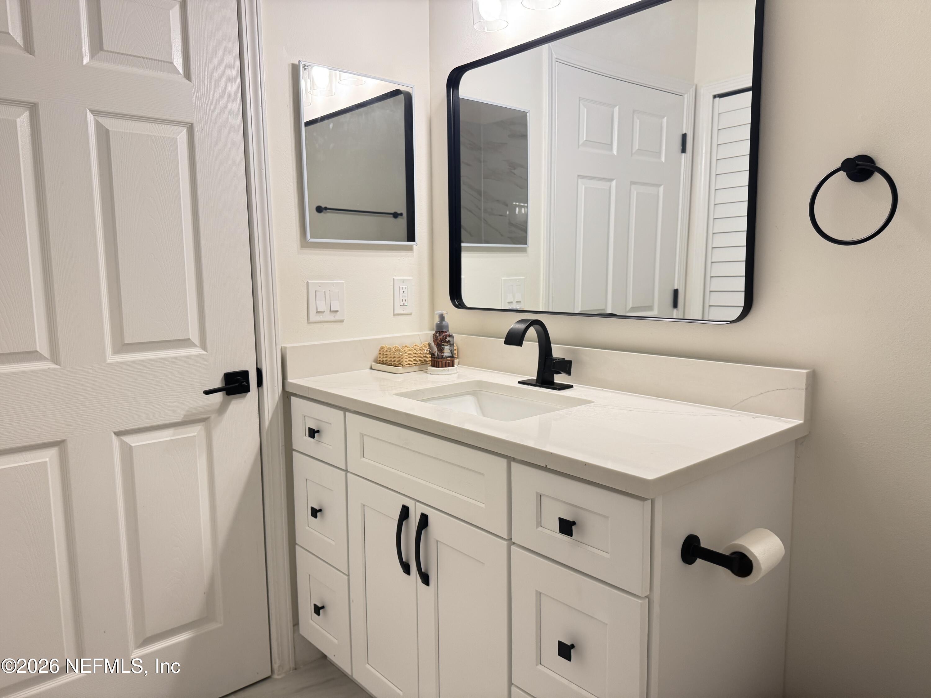 7920 Merrill Road, Unit 1205 Jacksonville, FL 32277 - Photo 8 of 25 Second Bathroom