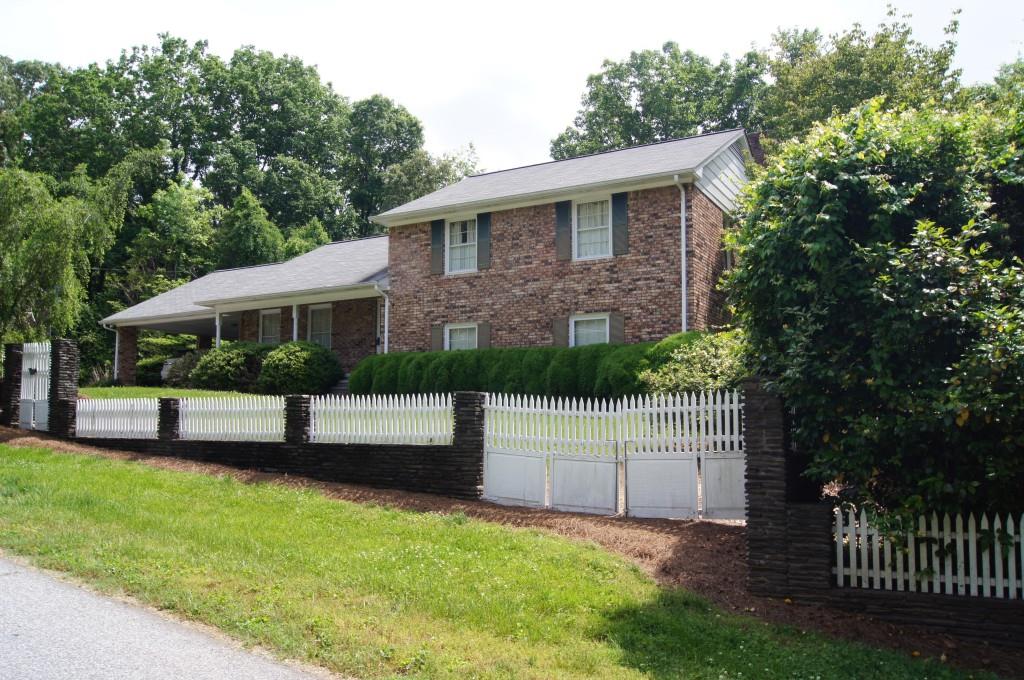 663 North Hall Road Dahlonega, GA 30533 - Photo 1 of 1 IN TOWN LOCATION. Close to downtown Dahlonega.