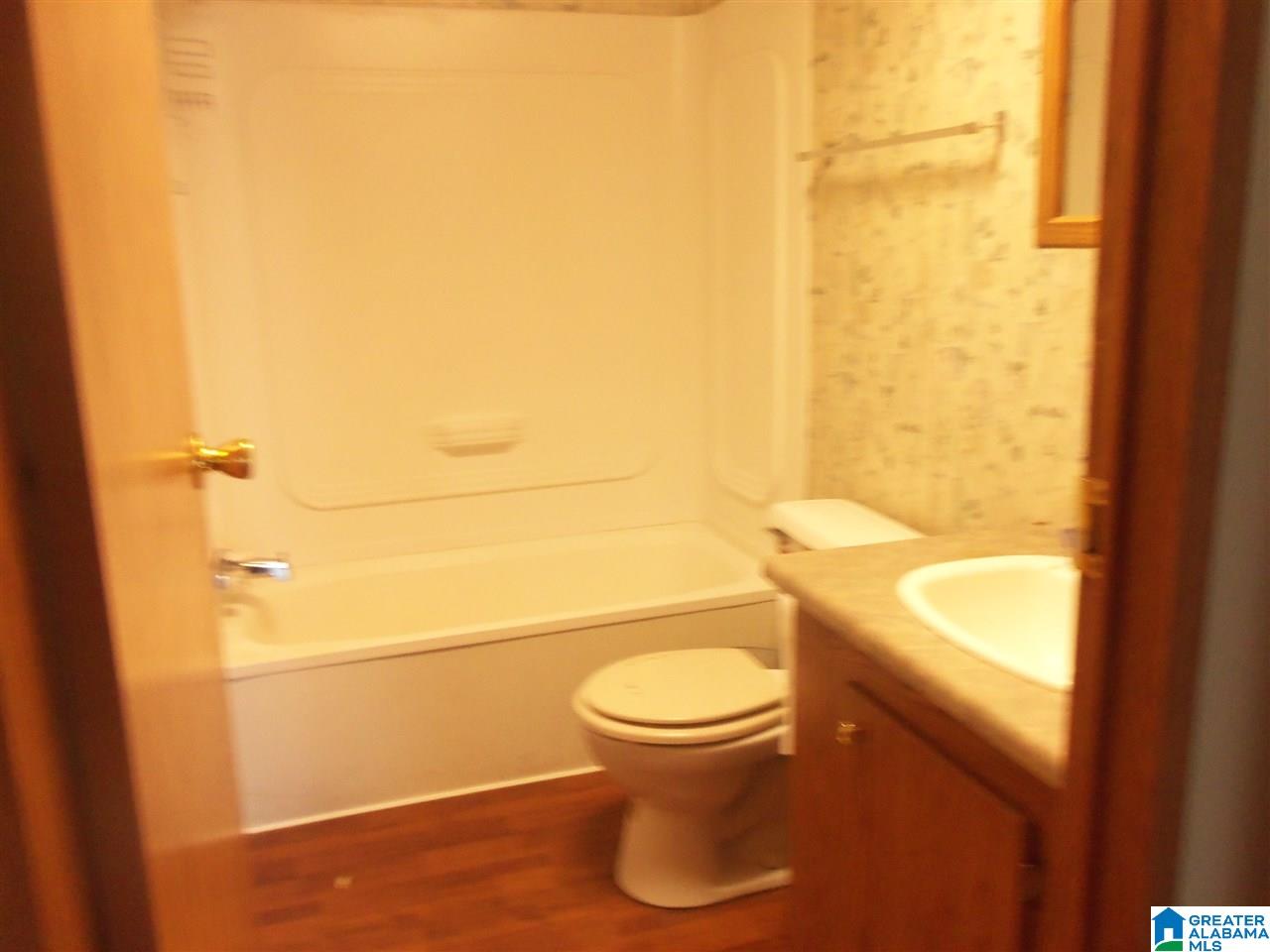 907 Jim Thomas Road Hayden, AL 35079 - Photo 22 of 36
