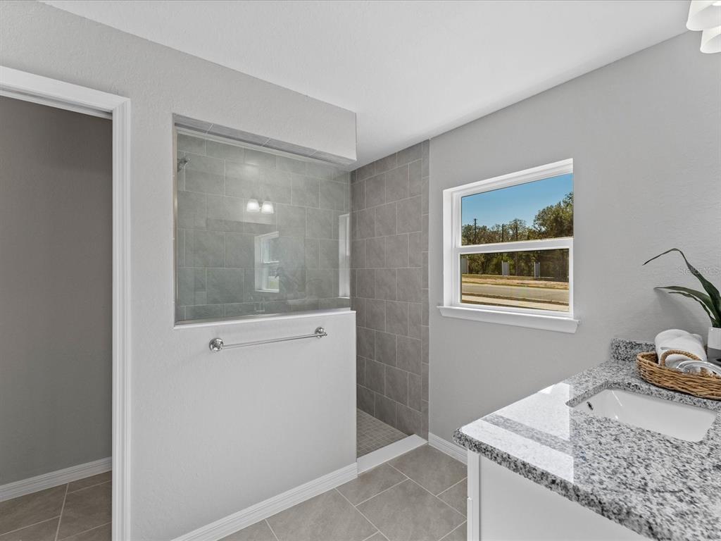 8353 Southwest 129th Terrace Road Dunnellon, FL 34432 - Photo 16 of 28 Gallery Image 16